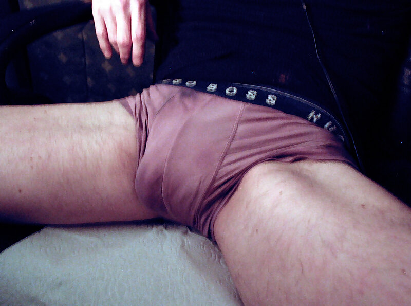 Next Image >>
