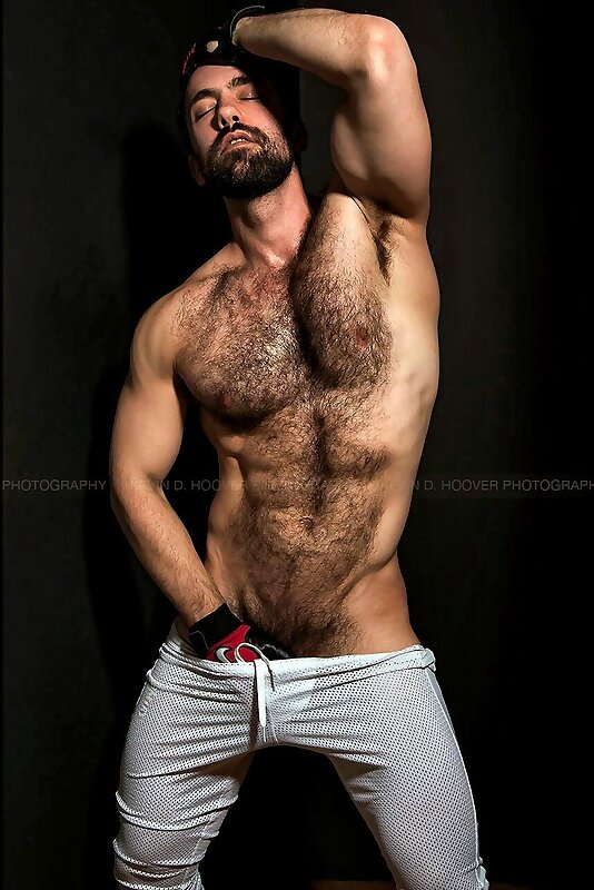Next Image >>