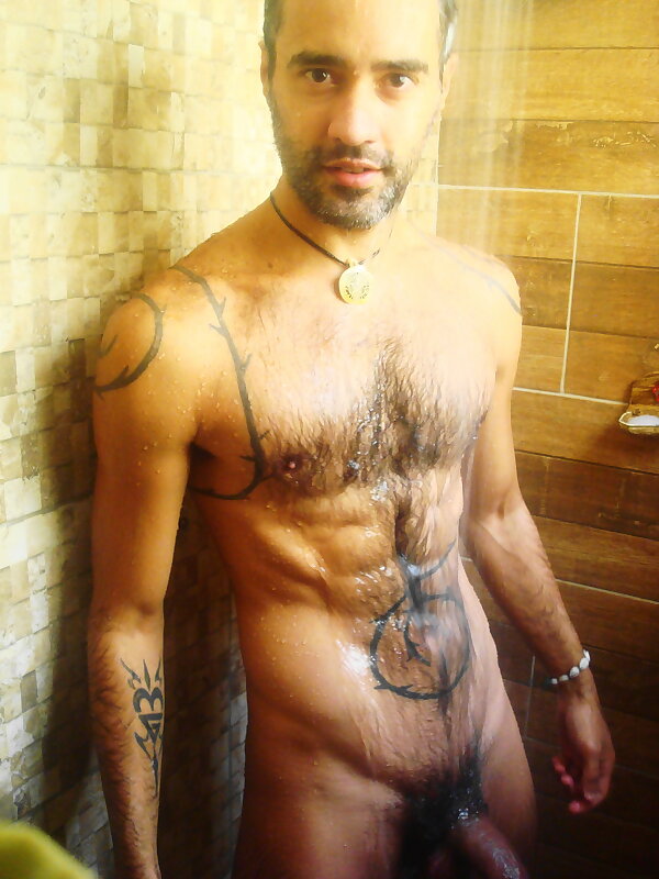 Next Image >>