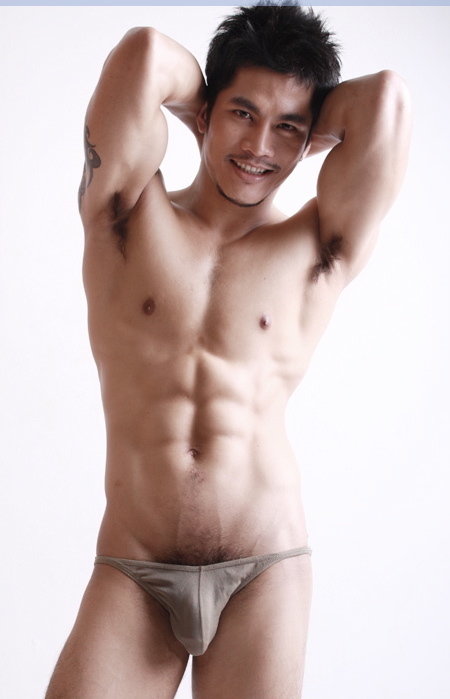 Next Image >>