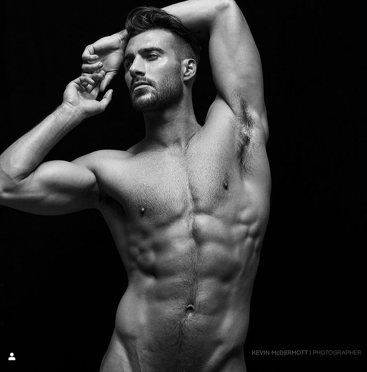 Next Image >>