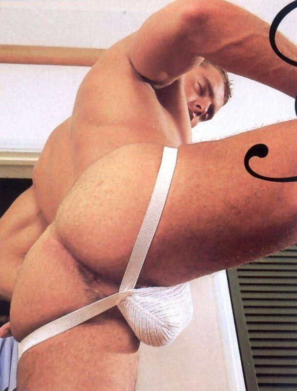 Next Image >>