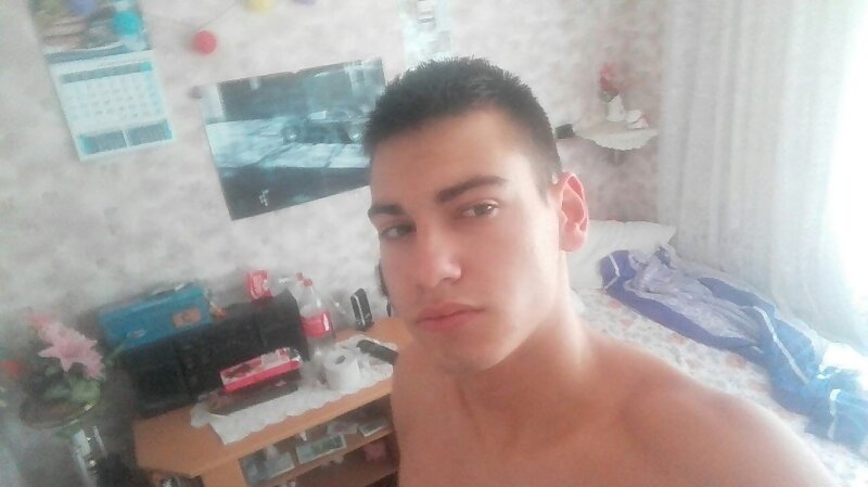 Next Image >>