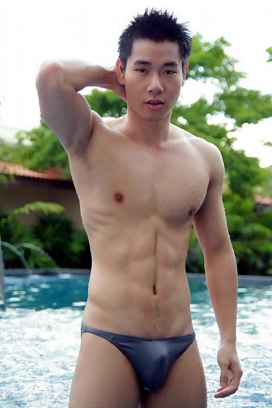 Next Image >>