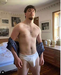 That guy from Wales - photo 29 - BoyFriendTV.com