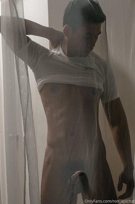 Next Image >>