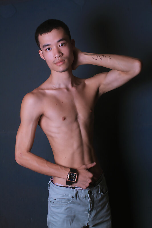 Next Image >>