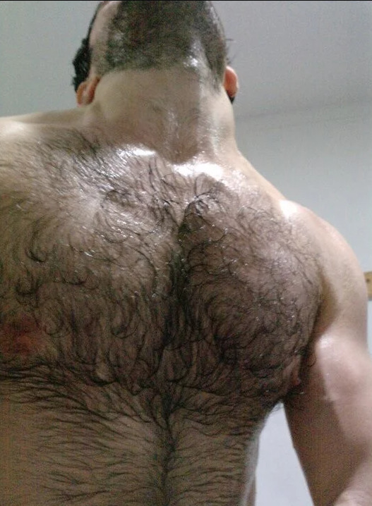 Next Image >>