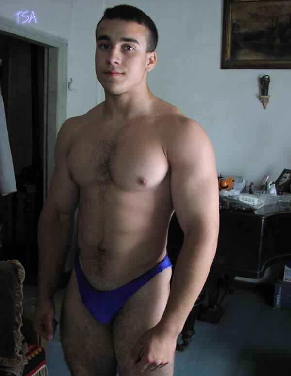 Next Image >>