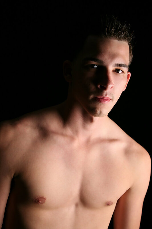 Next Image >>