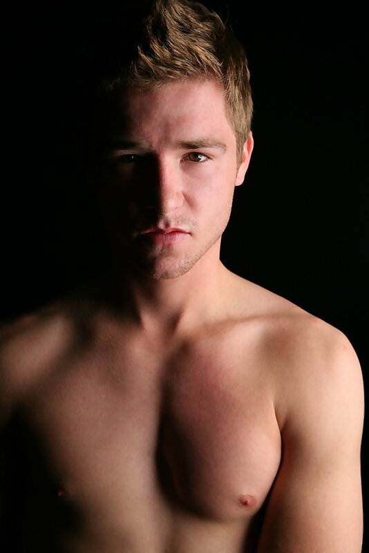Next Image >>