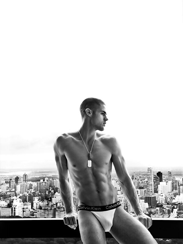Next Image >>