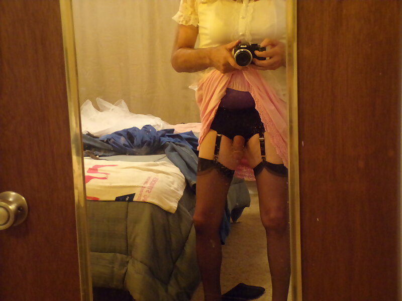 Next Image >>