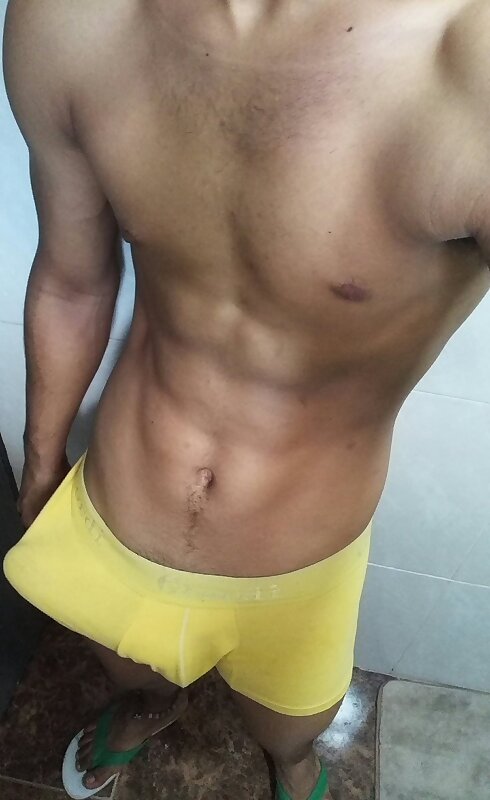Next Image >>