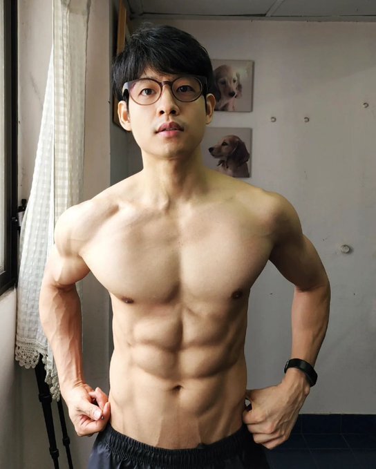 Next Image >>
