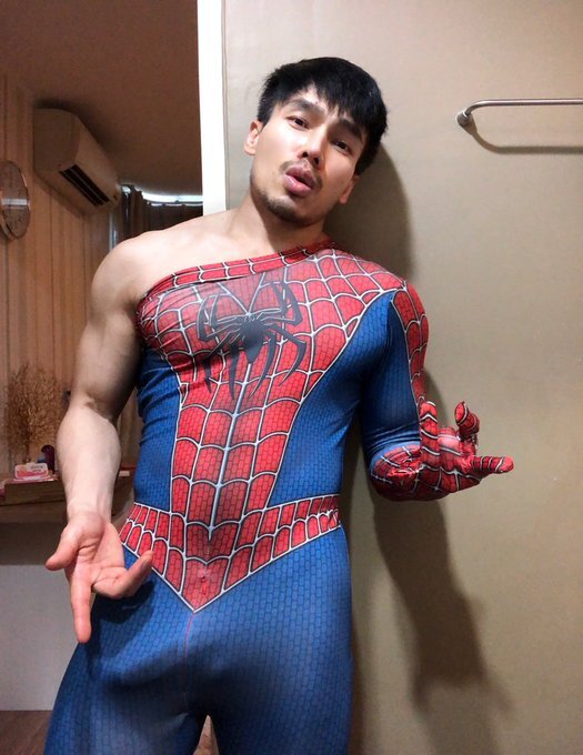 Next Image >>