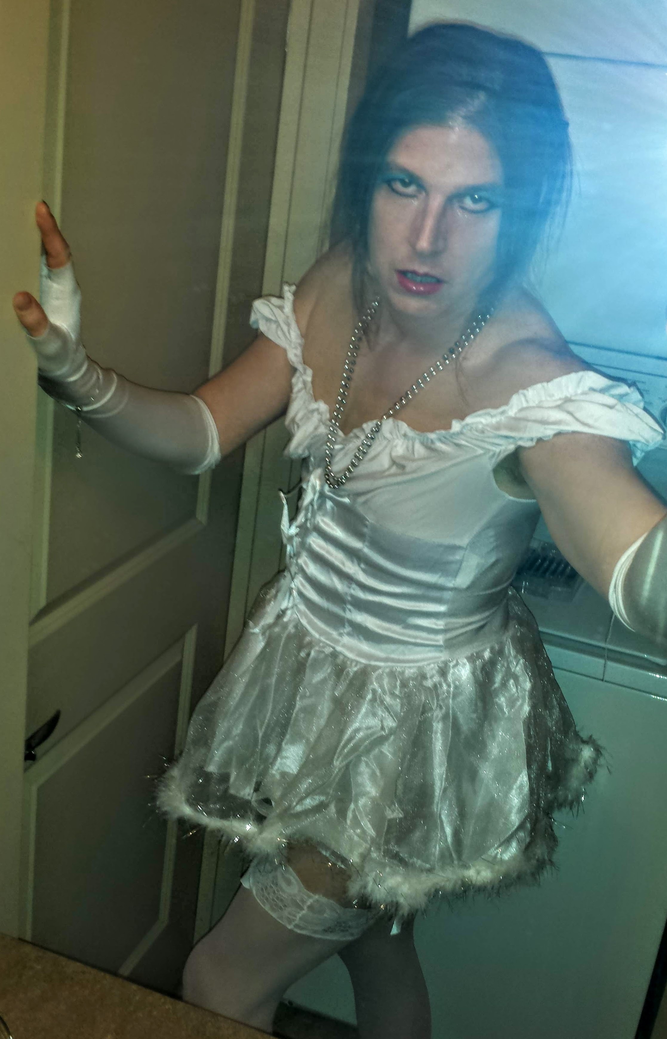 Crossdresser CinnFirexx - фото 17 - BoyFriendTV.com