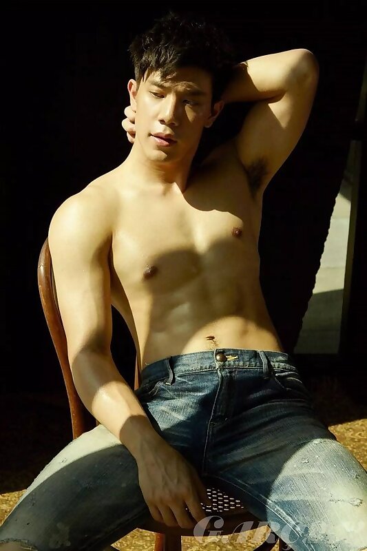 Next Image >>