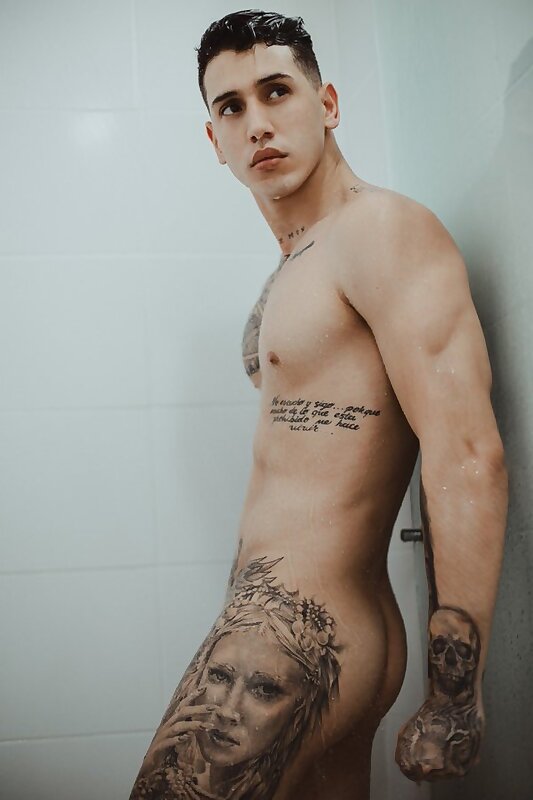 Next Image >>