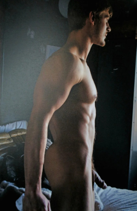 Next Image >>