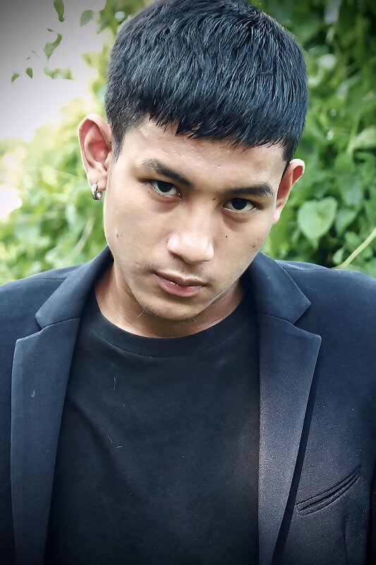 Next Image >>