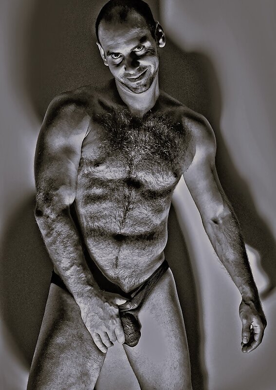 Next Image >>