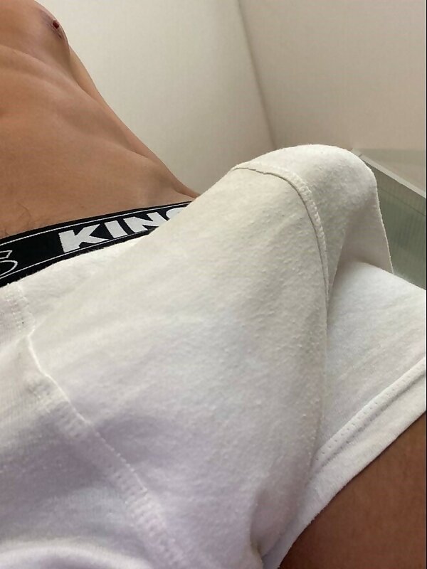 Next Image >>
