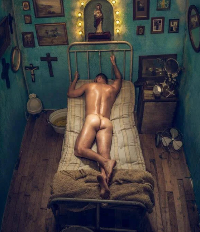 Next Image >>