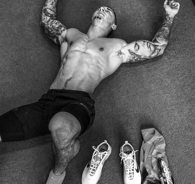 Next Image >>