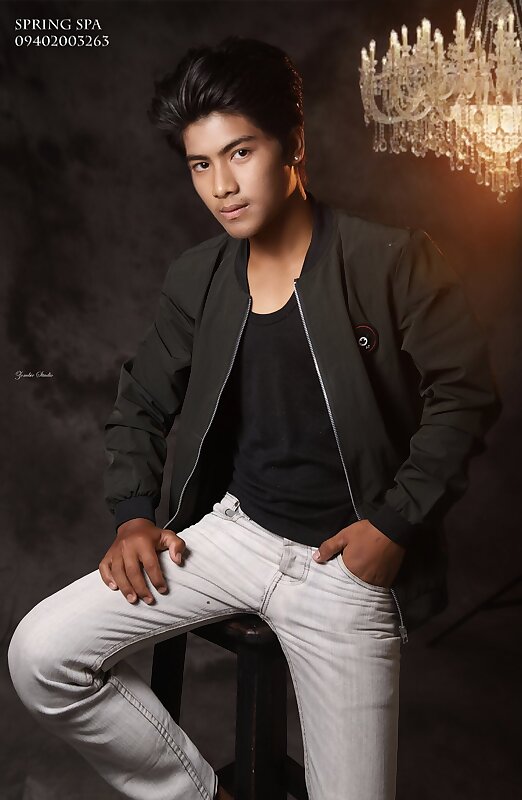 Next Image >>