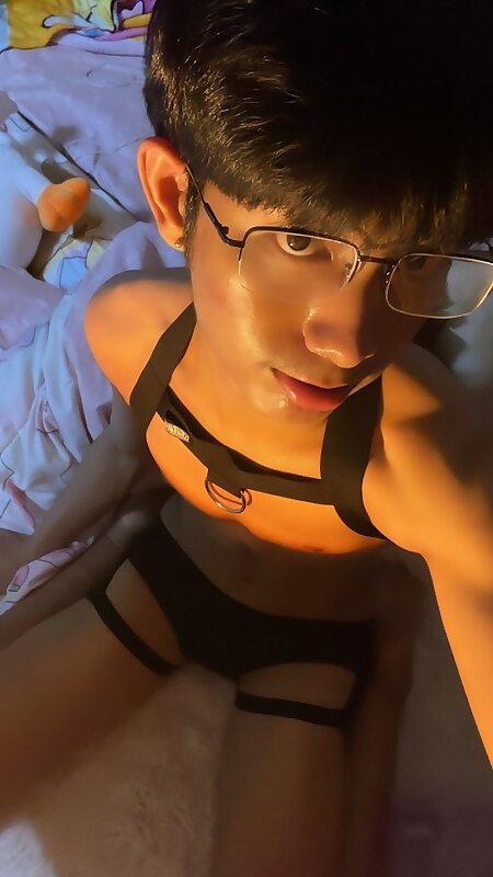 Next Image >>