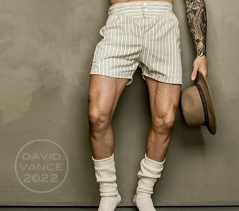 Next Image >>