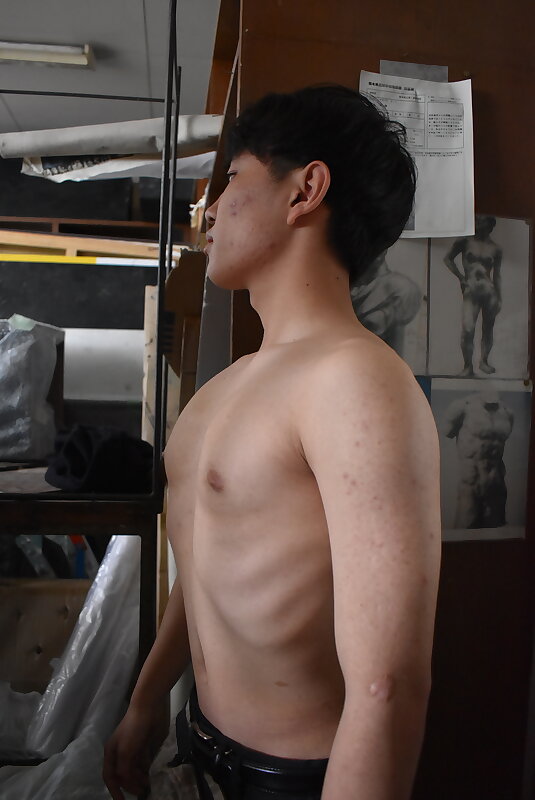 Next Image >>