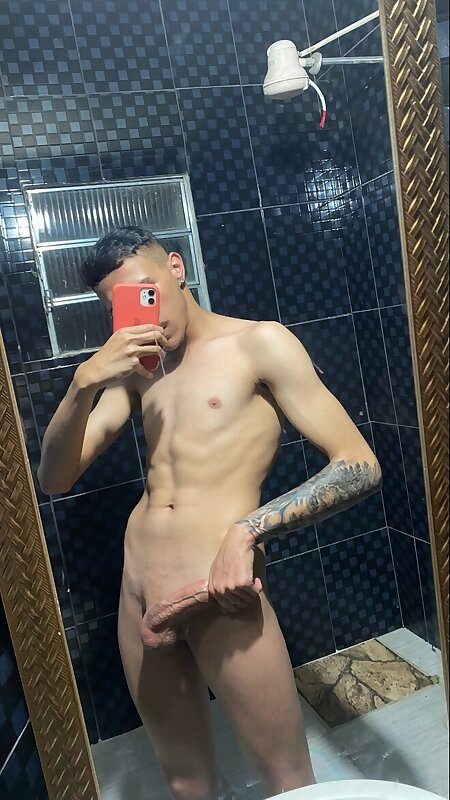 Next Image >>