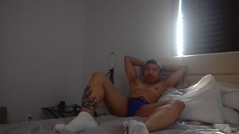 Next Image >>