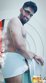 Huge Desi Guy Gay Porn Galleries with Tons of Pics - BoyFriendTV