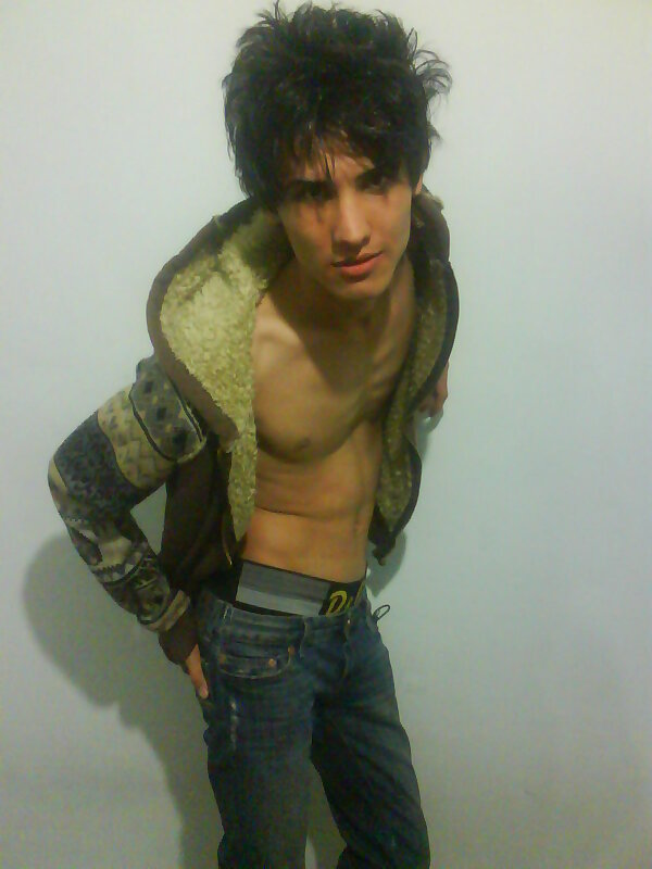 Next Image >>