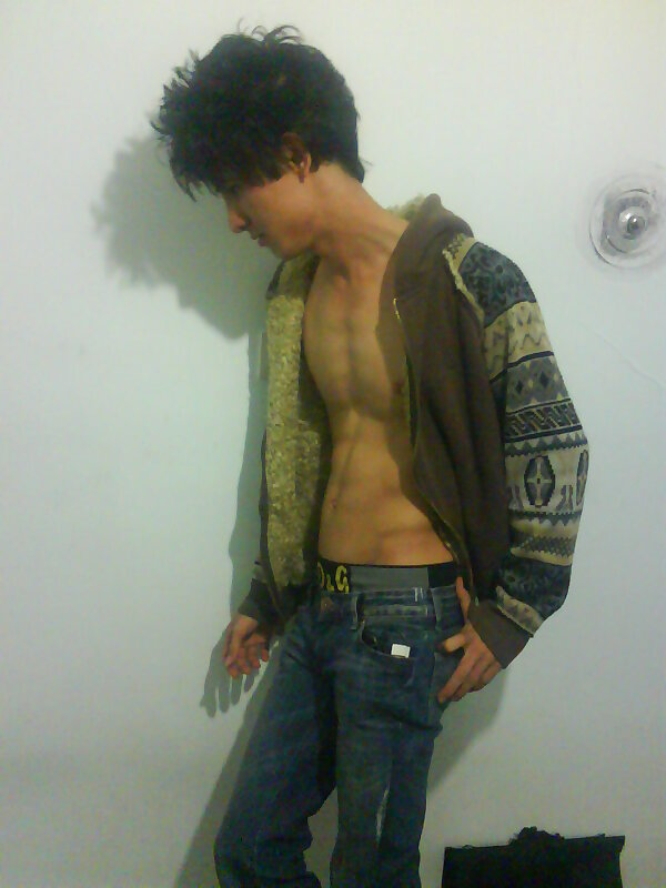 Next Image >>