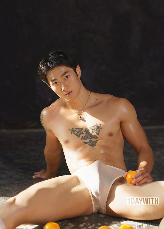 Next Image >>