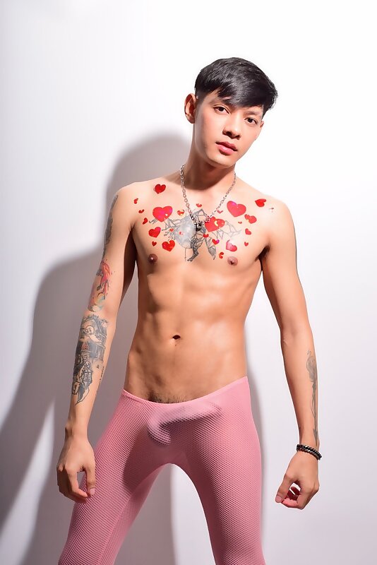 Next Image >>