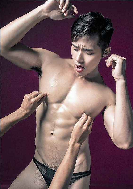 Next Image >>