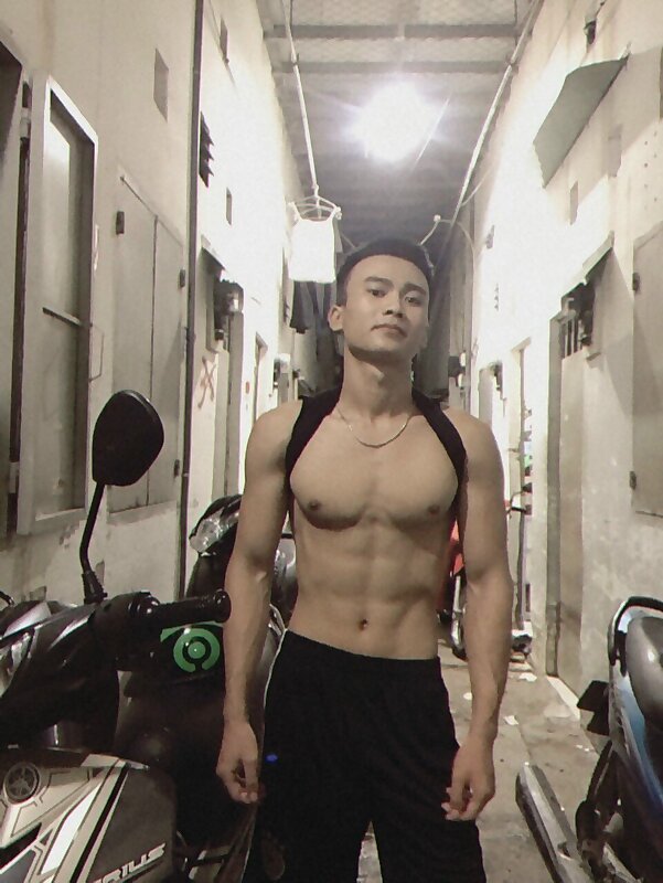 Next Image >>