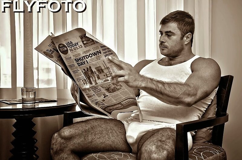Next Image >>