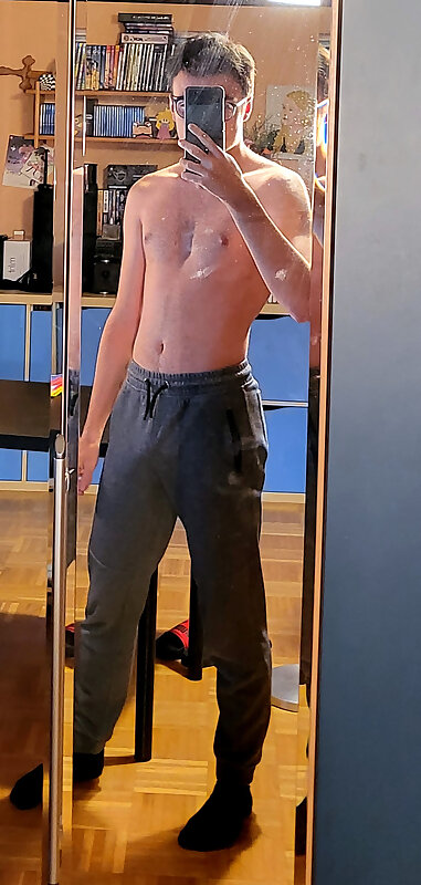 Next Image >>