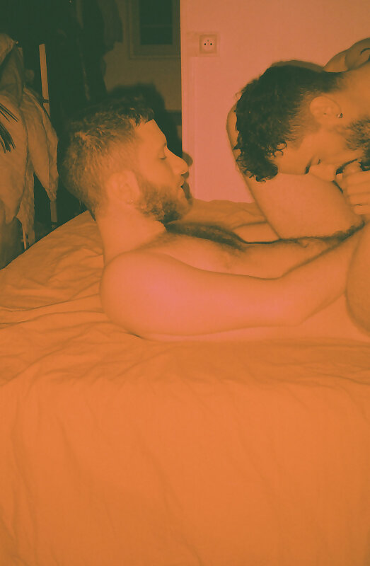 Next Image >>