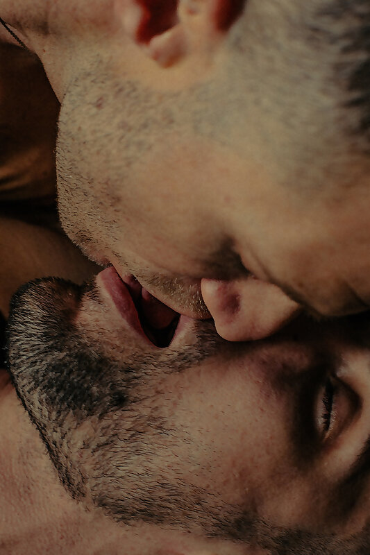 Next Image >>