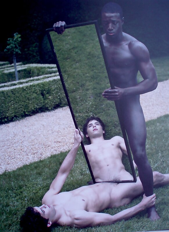 Next Image >>