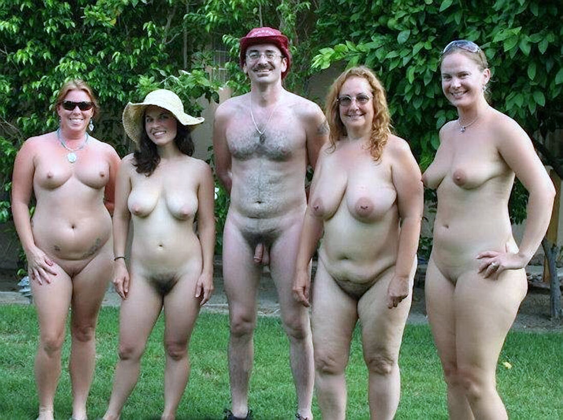 Nude Groups Photo 6