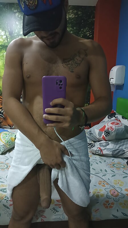 Next Image >>