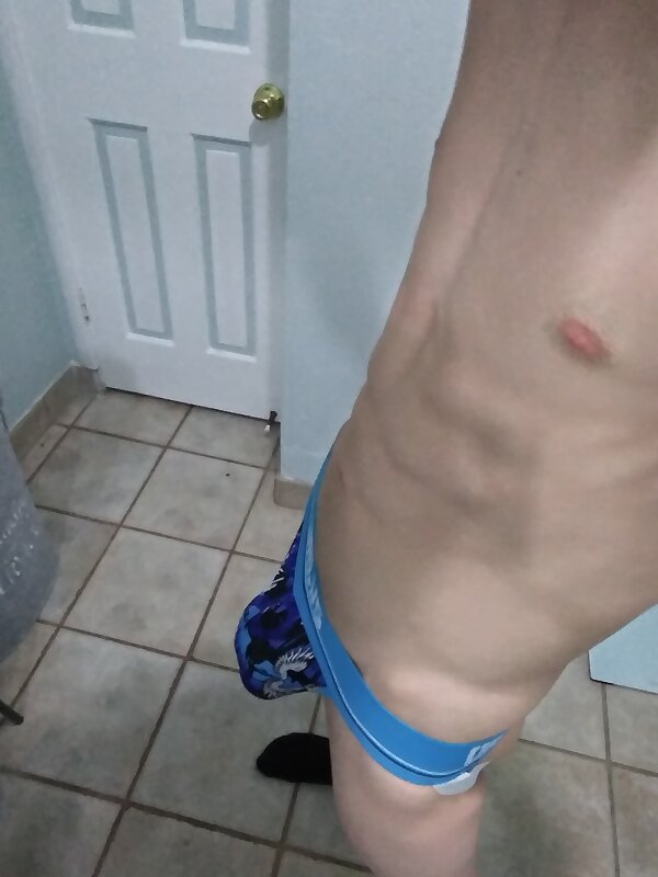 Next Image >>